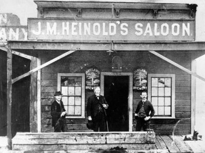 Black and White photo of J.M. Heinold's Saloon in 1885